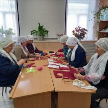 Нагрудник – украшение костюма башкирских женщин.